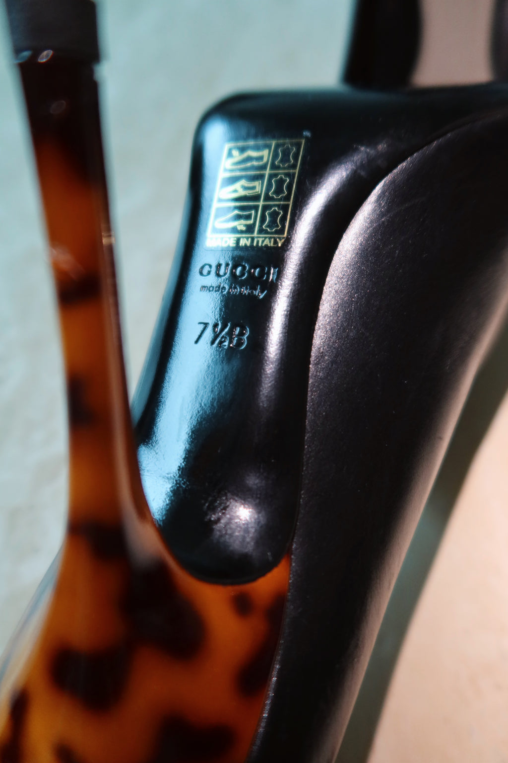 Gucci Tom Ford Era “Sophia” Tortoiseshell Heel Pumps